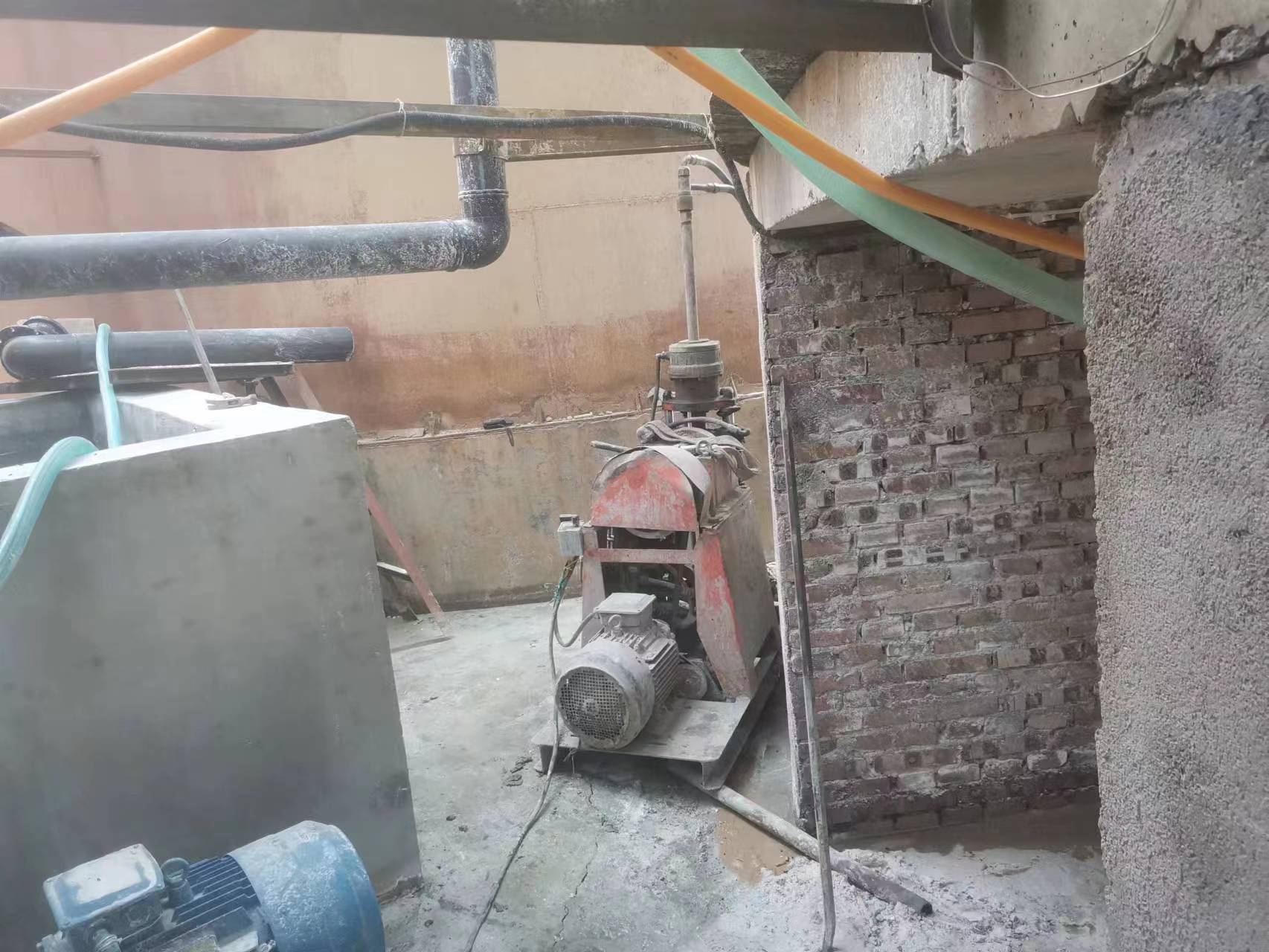 兴宾设备基础注浆